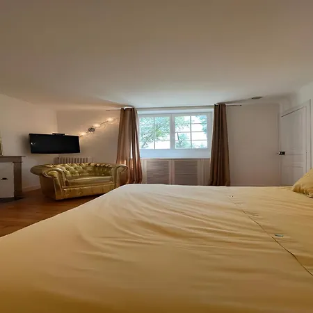 Estate In Saint-pavace Near Le Mans Circuit * サン・パヴァス