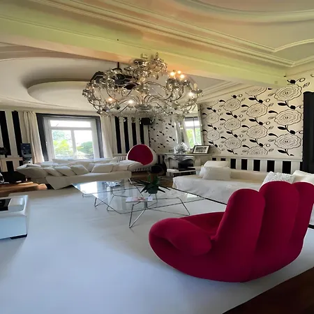 Estate In Saint-pavace Near Le Mans Circuit